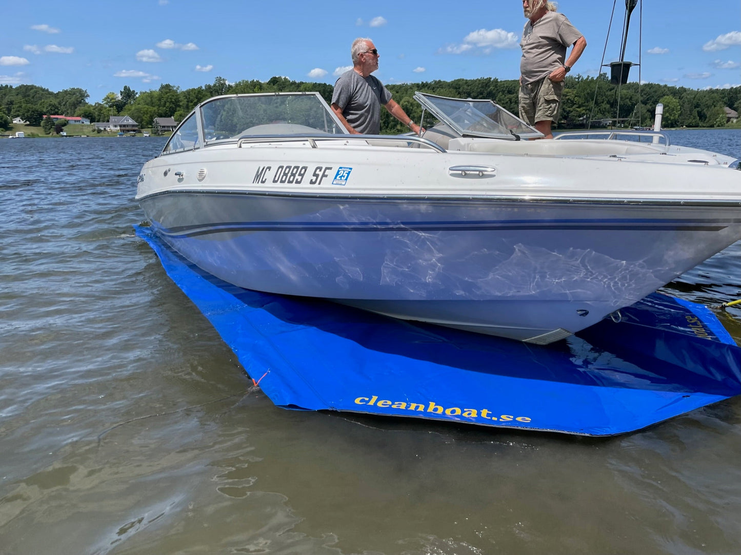 Le Protecteur de Fond de Bateau
