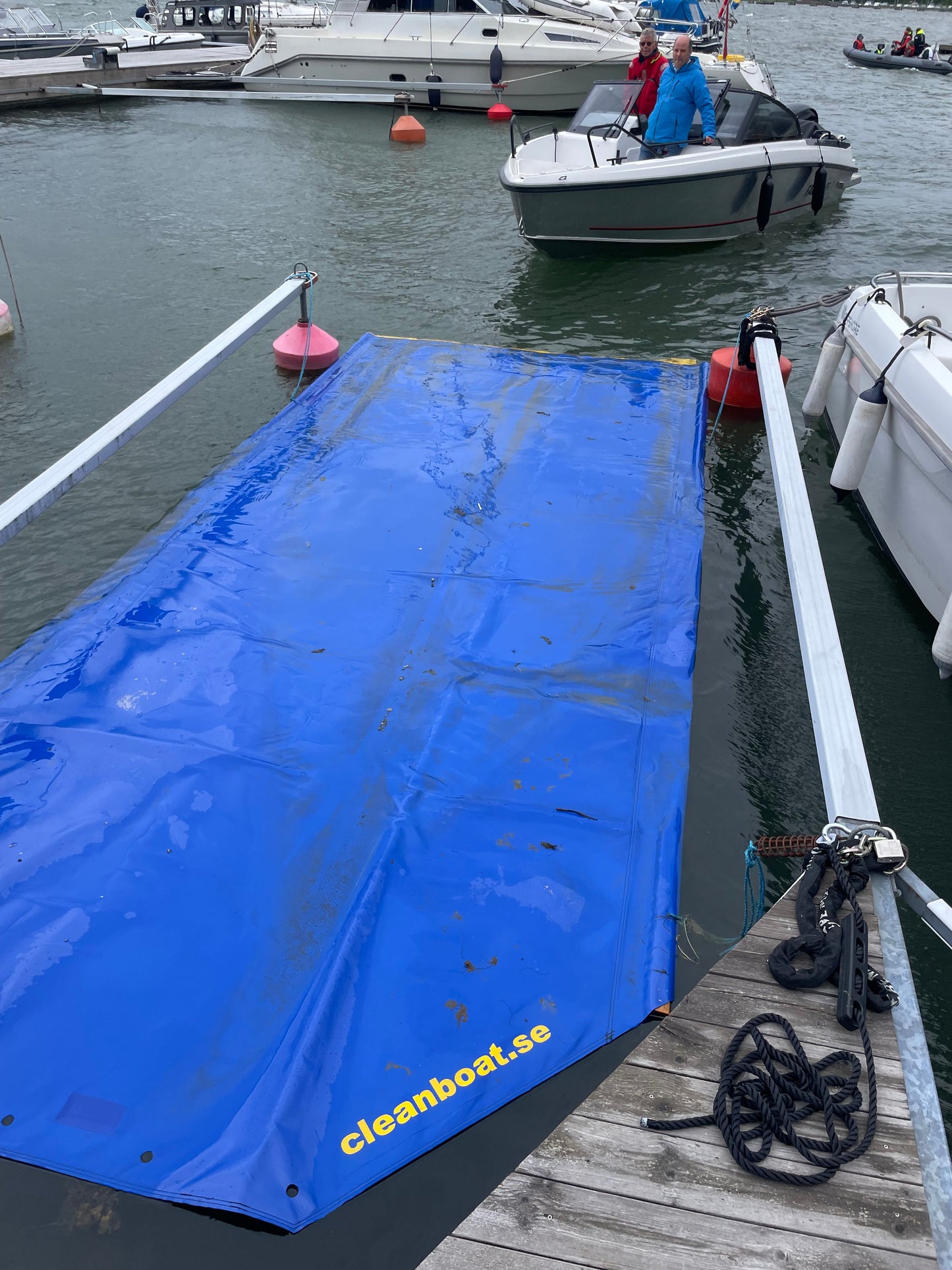 Le Protecteur de Fond de Bateau